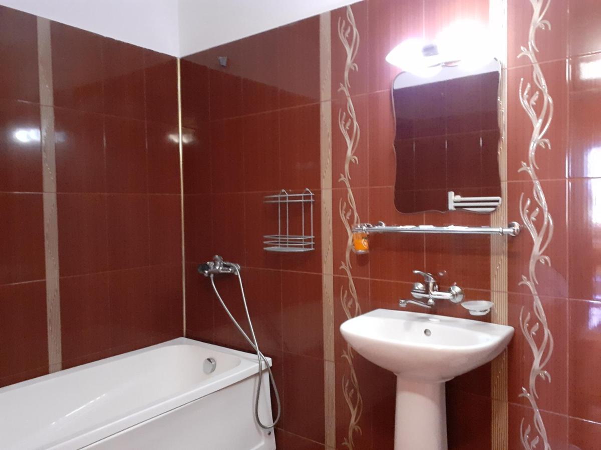 Gelov Hotel Берковиця Екстер'єр фото