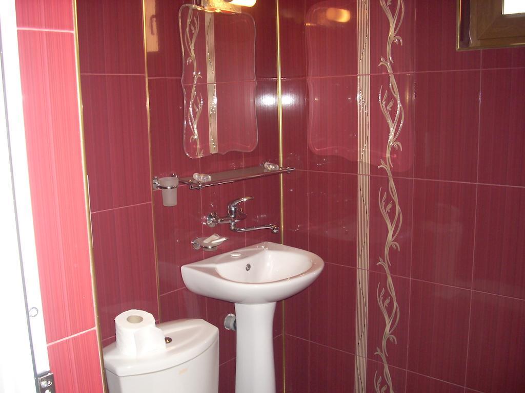 Gelov Hotel Берковиця Номер фото