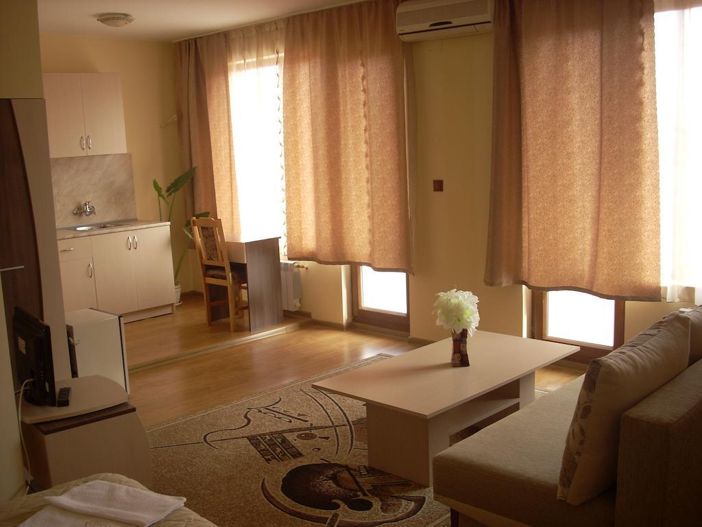 Gelov Hotel Берковиця Номер фото