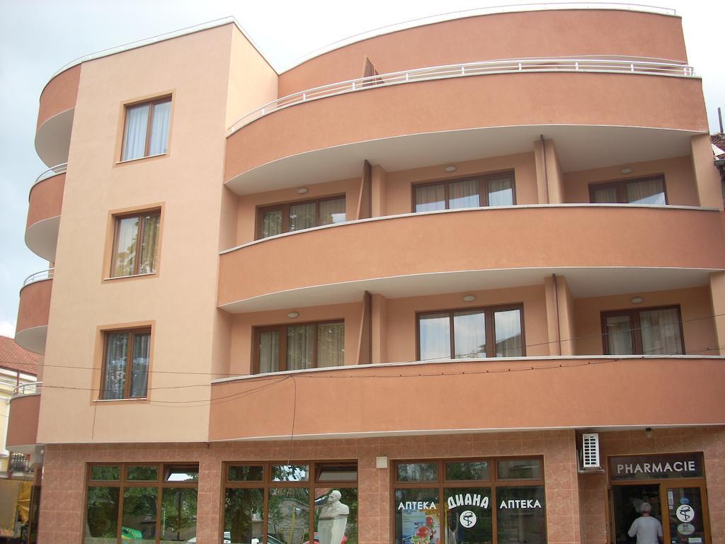 Gelov Hotel Берковиця Екстер'єр фото